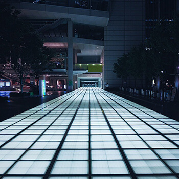 Ustawienia backgauge: jak zwiększyć powtarzalność gięcia